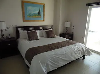 El Cantil Condominiums Resort 코수멜 3*,
